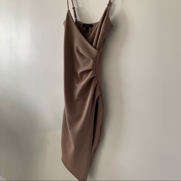 Streetwear Society Taupe Dress - Picture 6 of 7